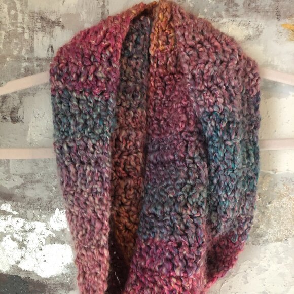 VTG Free People Hand Knit Infinity Scarf - Picture 6 of 10